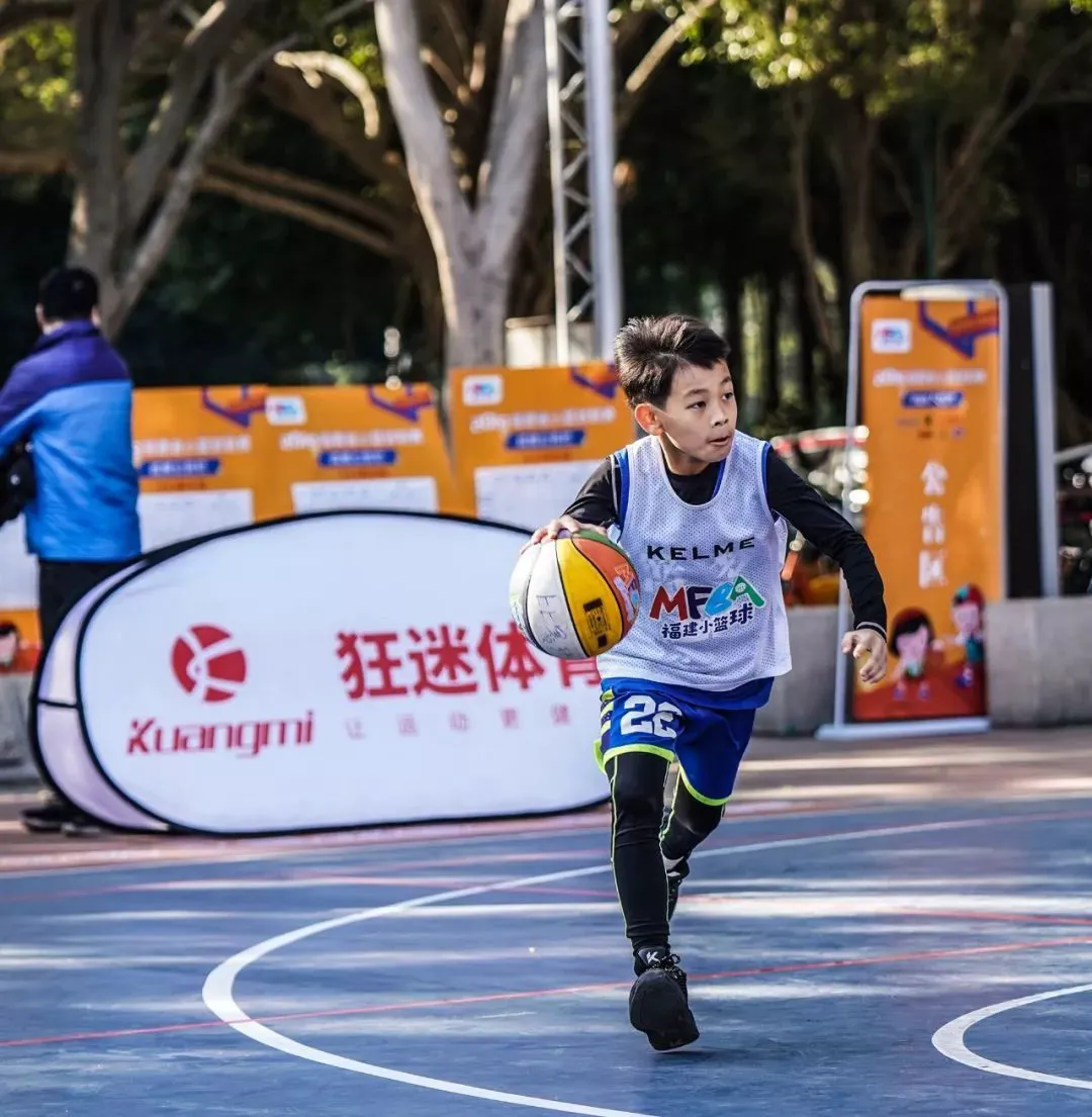 如何在篮球赛事中快速恢复体力_2